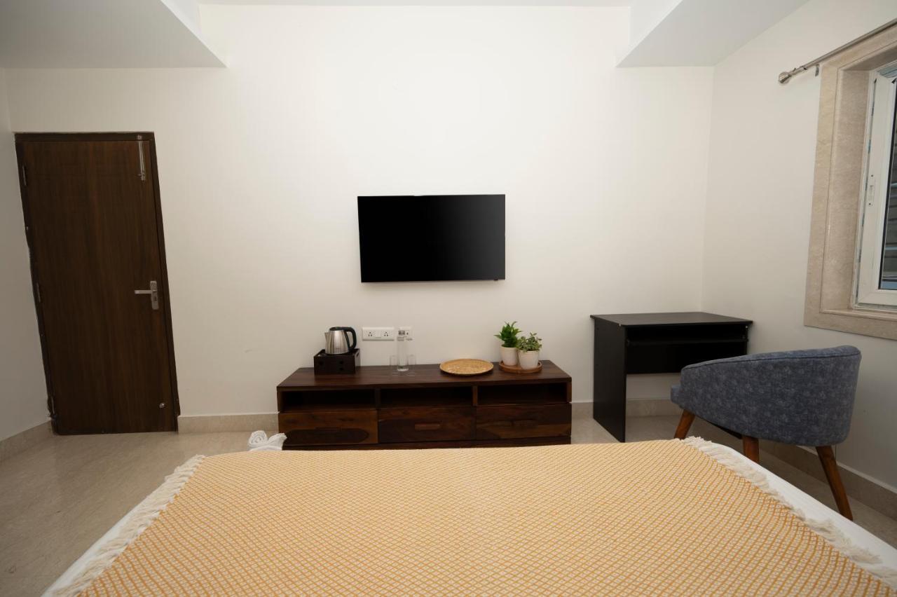 Lakeside Suites Kalkuta Zewnętrze zdjęcie